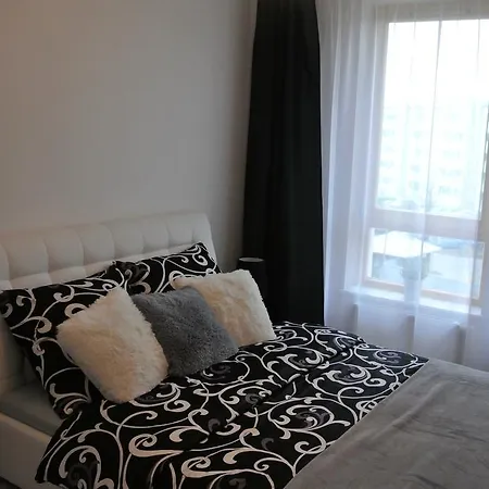 City House - Silver Apartment *