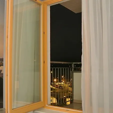 City House - Silver Apartment *